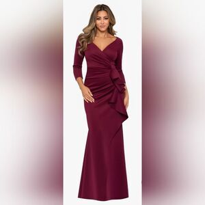 Xscape Lexi Long Sleeve Scuba Ruched Side Gown NWOT Size 4 In Wine